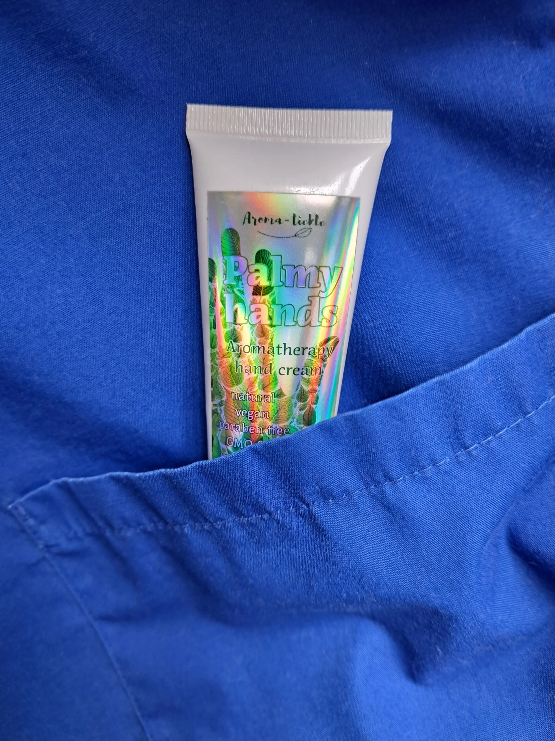 Palmy hands - Image 2